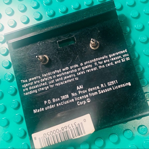 Vintage Sasson Earrings NEW - Picture 2 of 2